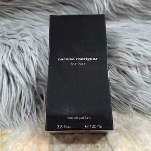 Narciso Rodriguez for Her Eau de Parfum 3.3 oz/ 100 ml. Authentic and New